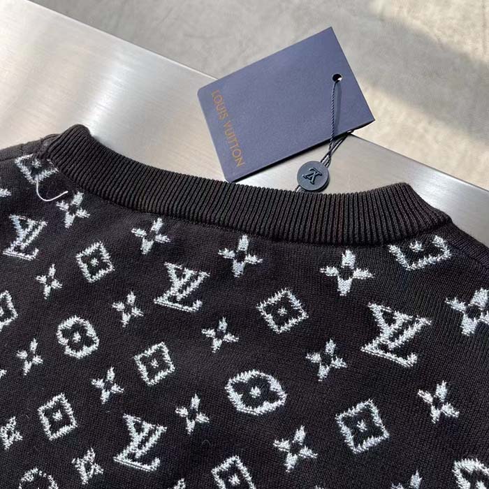 Louis Vuitton Men LV Lvse Monogram Degrade Crewneck Cotton Black White Slightly Loose Fit