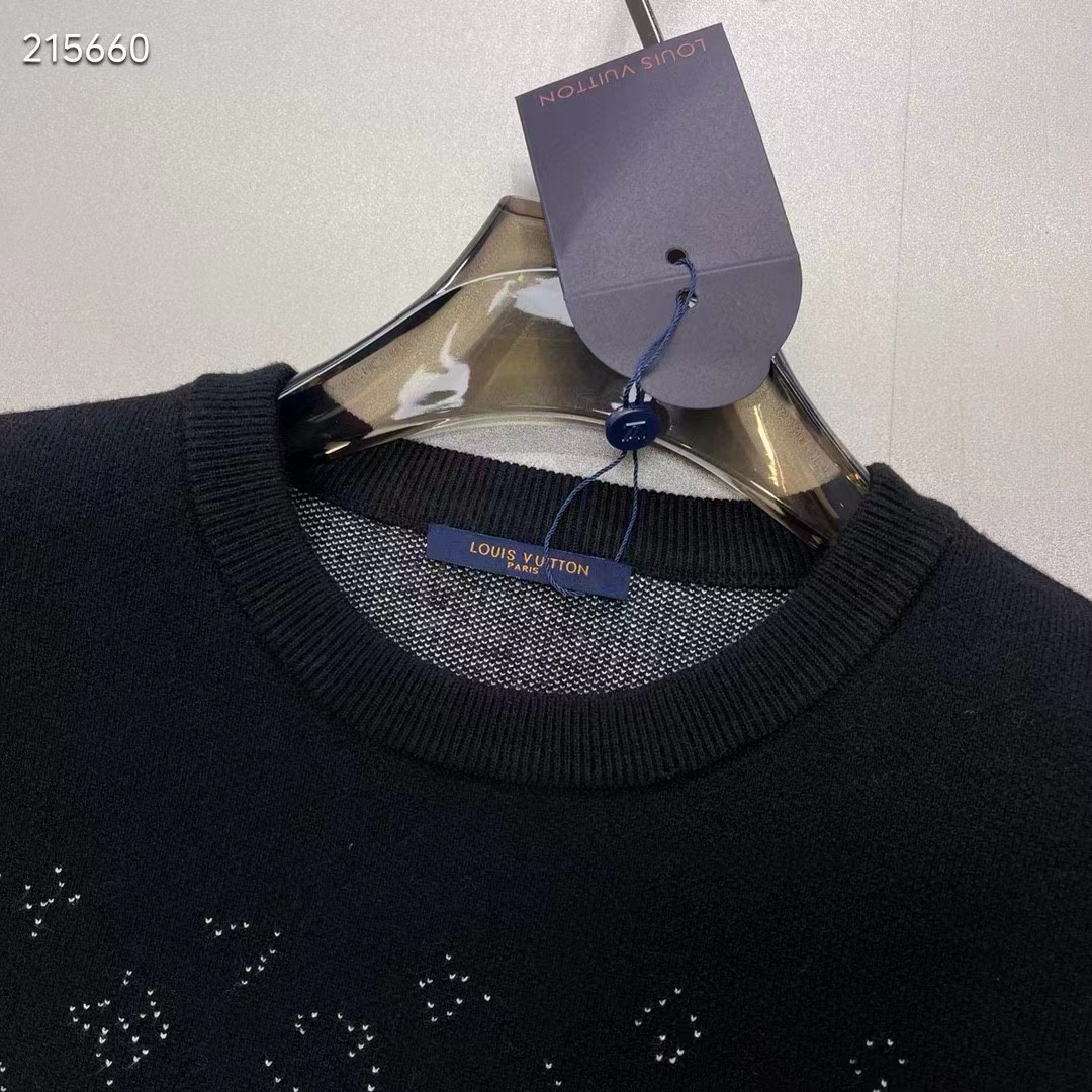 Louis Vuitton Men Lvse Monogram Degrade Crewneck Cotton Black White Slightly Loose Fit