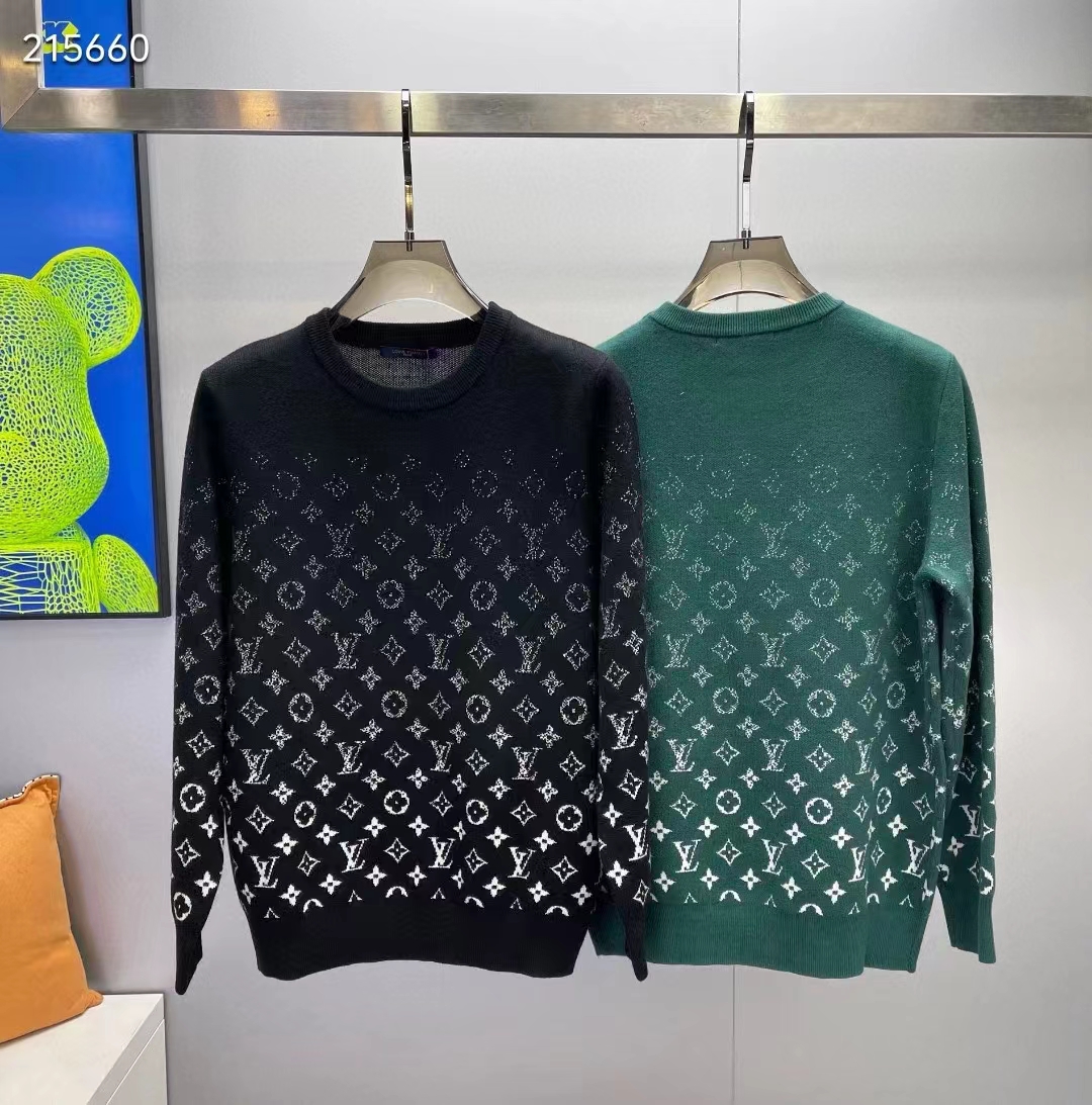 Louis Vuitton Men Lvse Monogram Degrade Crewneck Cotton Black White Slightly Loose Fit