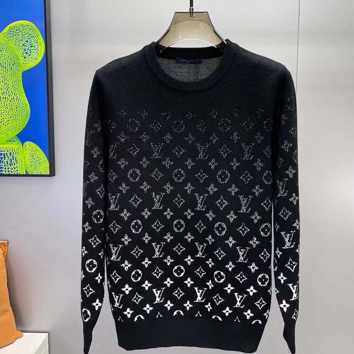 Louis Vuitton Men Lvse Monogram Degrade Crewneck Cotton Black White Slightly Loose Fit