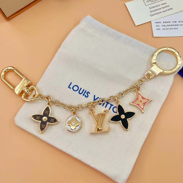 Louis Vuitton Unisex Spring Street Chain Bag Charm Monogram Canvas Gold-Color Hardware