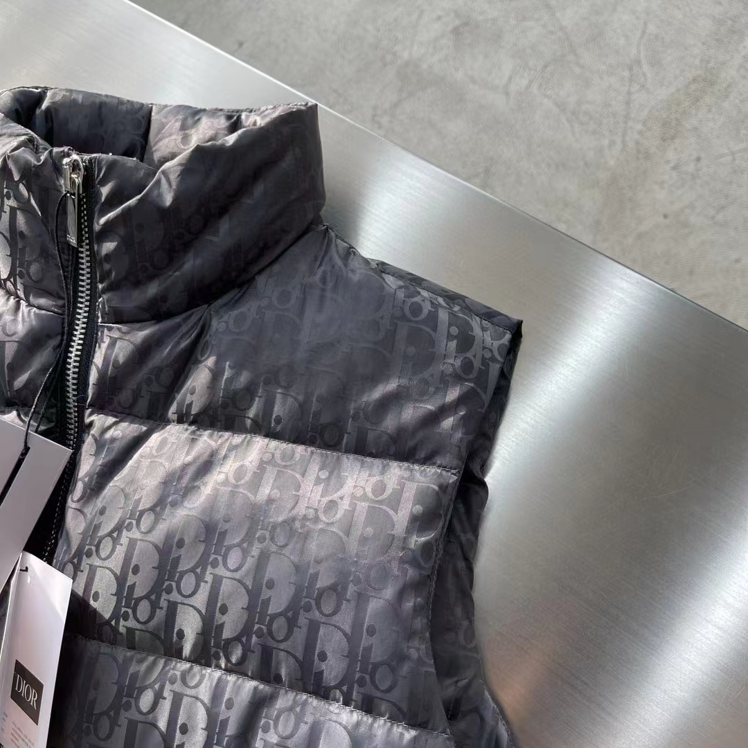 Dior Men CD Dior Oblique Down Vest Gray Technical Jacquard