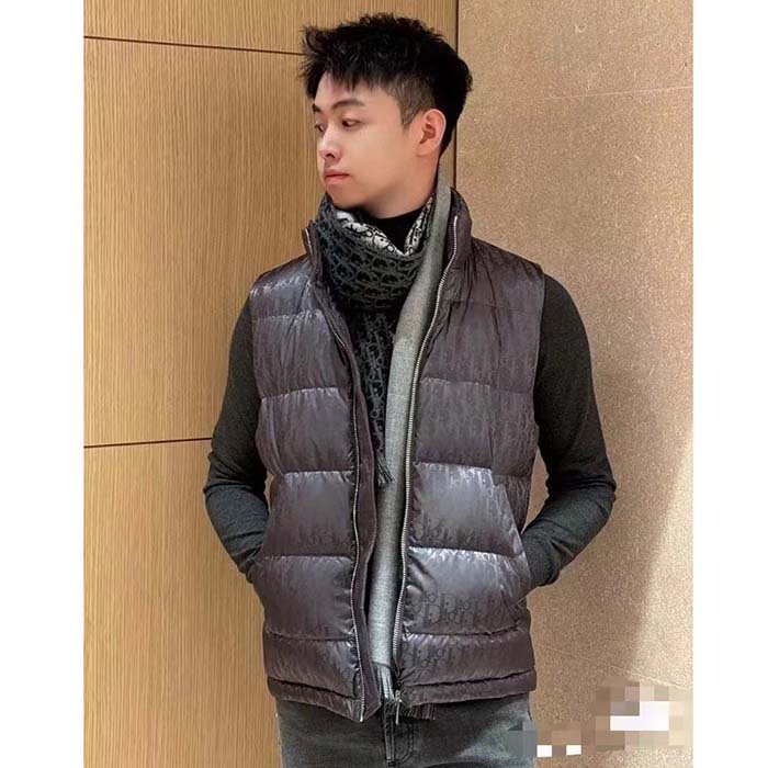 Dior Men CD Dior Oblique Down Vest Gray Technical Jacquard
