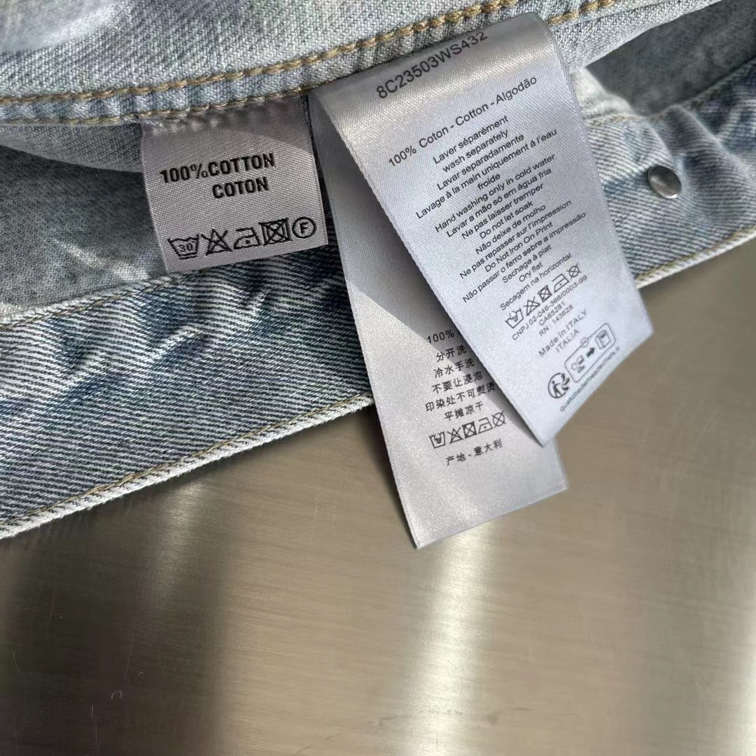 Dior Men CD MKII Jacket Light Blue Cotton Twill Laser-Faded Vintage Effect Heavy-Weight Denim