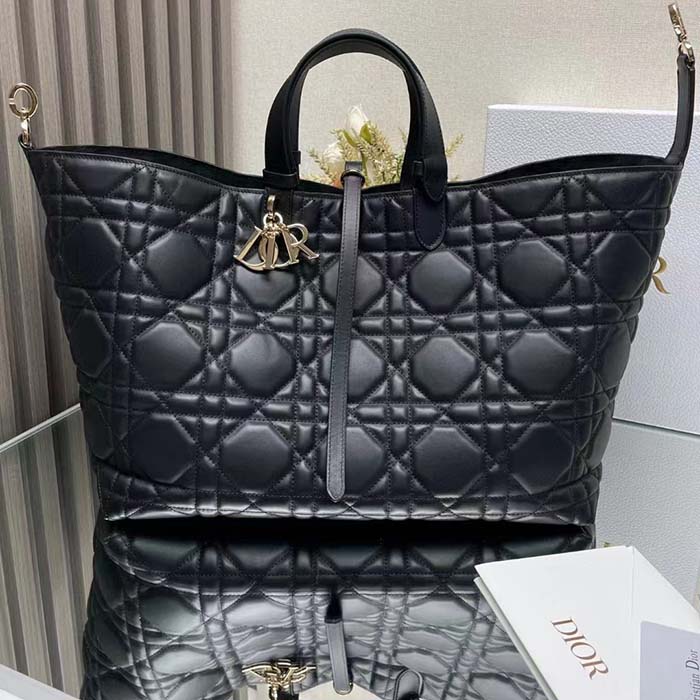 Dior Women CD Large Dior Toujours Bag Black Macrocannage Calfskin Reference M2820OSHJ_M900
