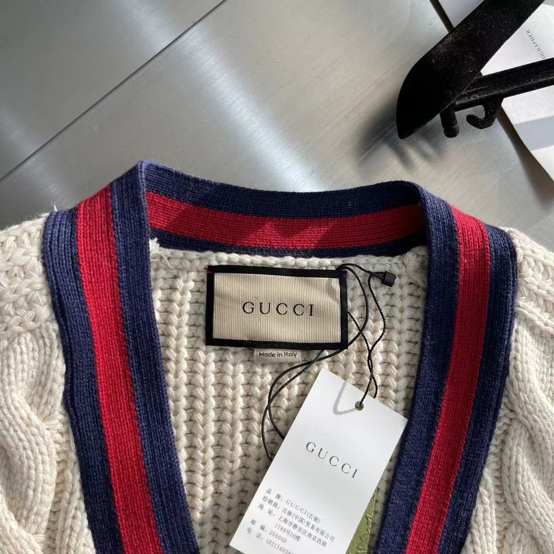 Gucci Women GG Cable Wool Knit Cardigan Web V-Neck Dropped Shoulder Two Front Pockets