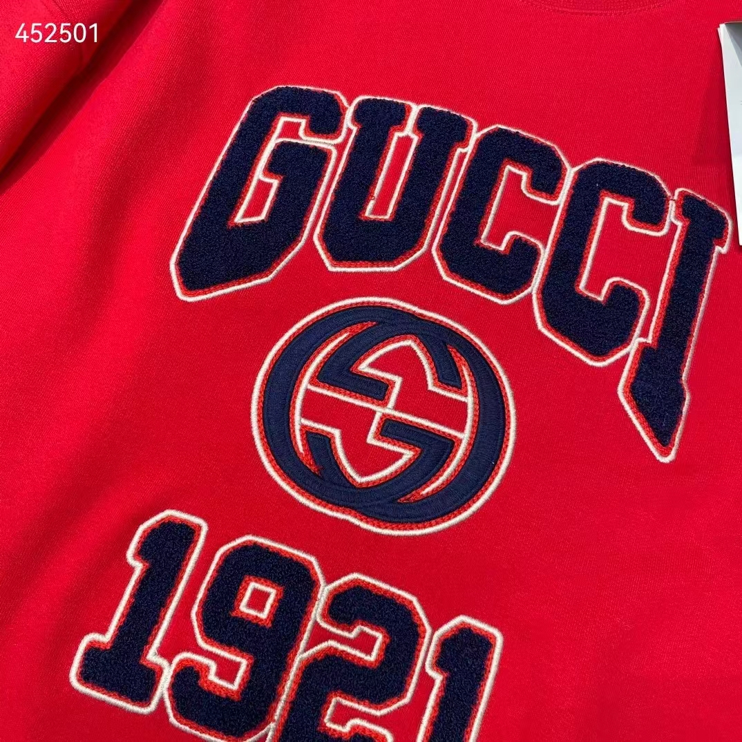 Gucci Women GG Cotton Jersey Sweatshirt 1921 Embroidery Red Crewneck Dropped Shoulder Style ‎768530 XJF3O 6429