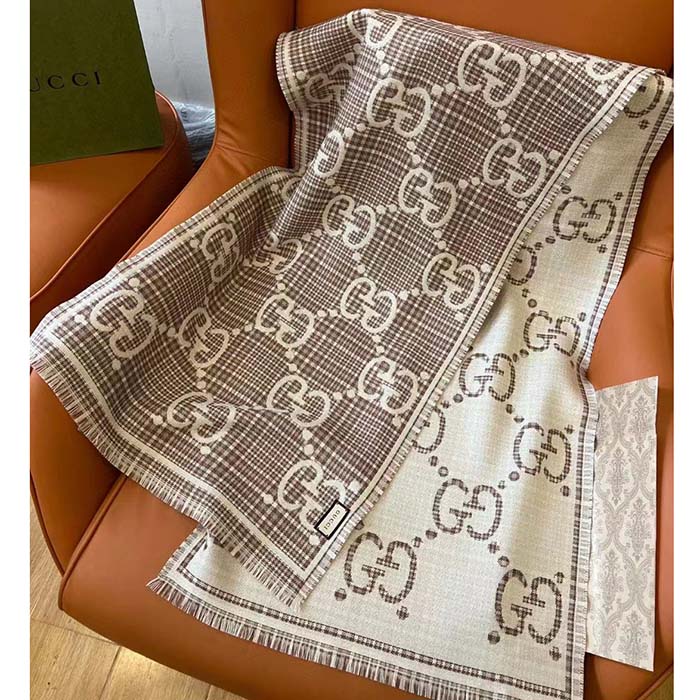 Gucci Unisex GG Wool Jacquard Scarf Ivory Beige Houndstooth Fringe Trim