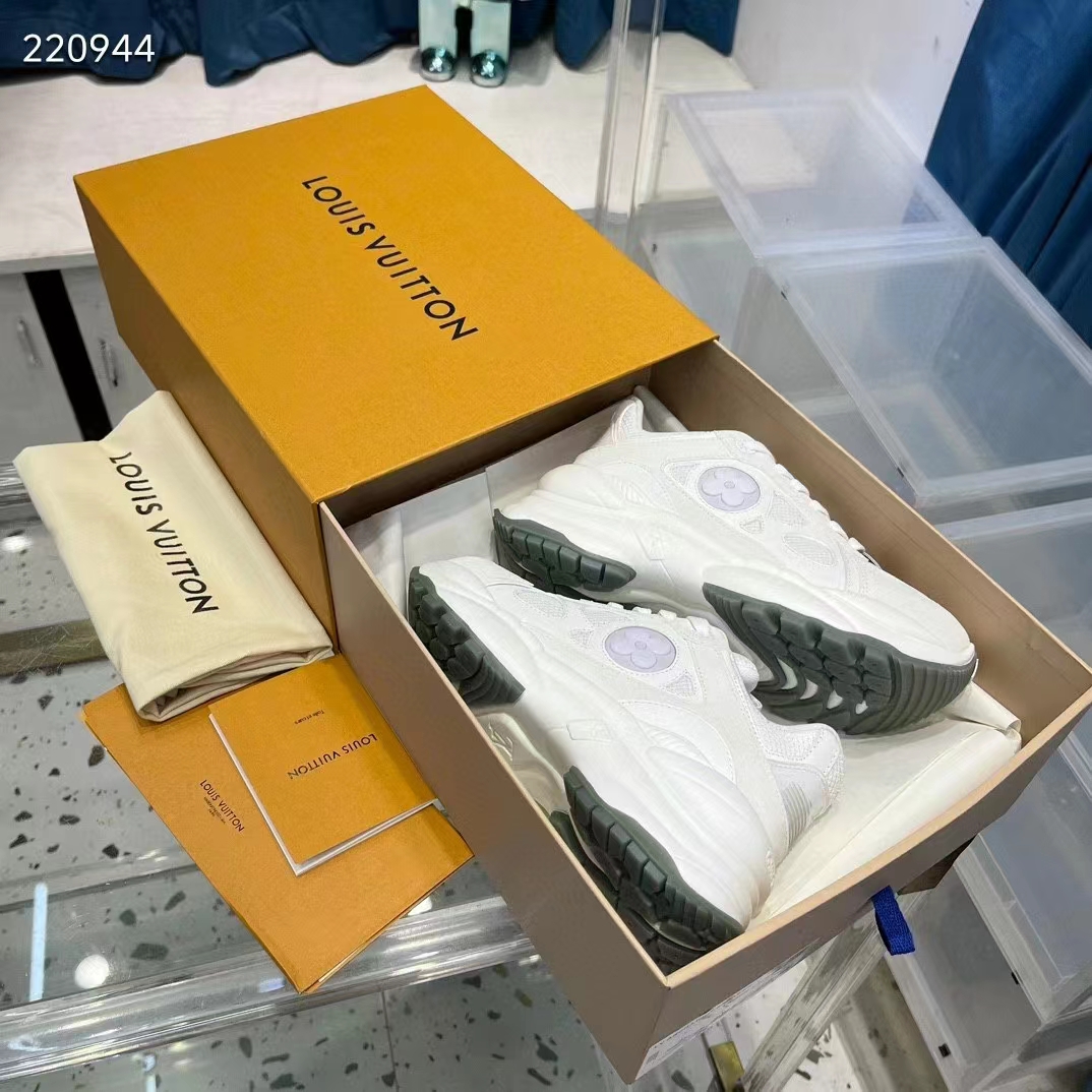 Louis Vuitton LV Unisex Run 55 Sneaker White Mix Materials Lifted Rubber Outsole 1ACGQN