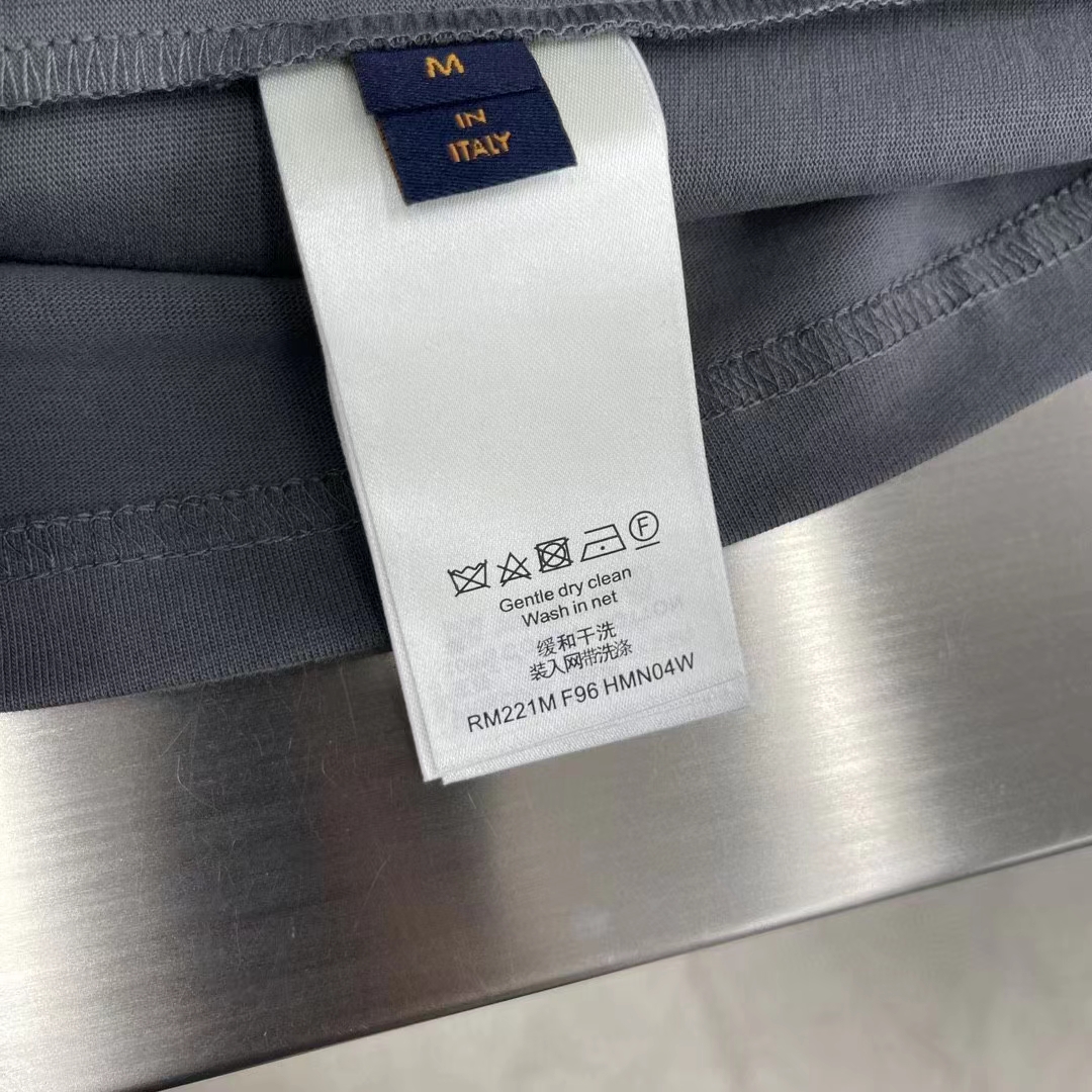 Louis Vuitton Men LV SKI Monogram Gradient Cotton T-Shirt Regular Fit Ribbed Neck Volcanic Ash