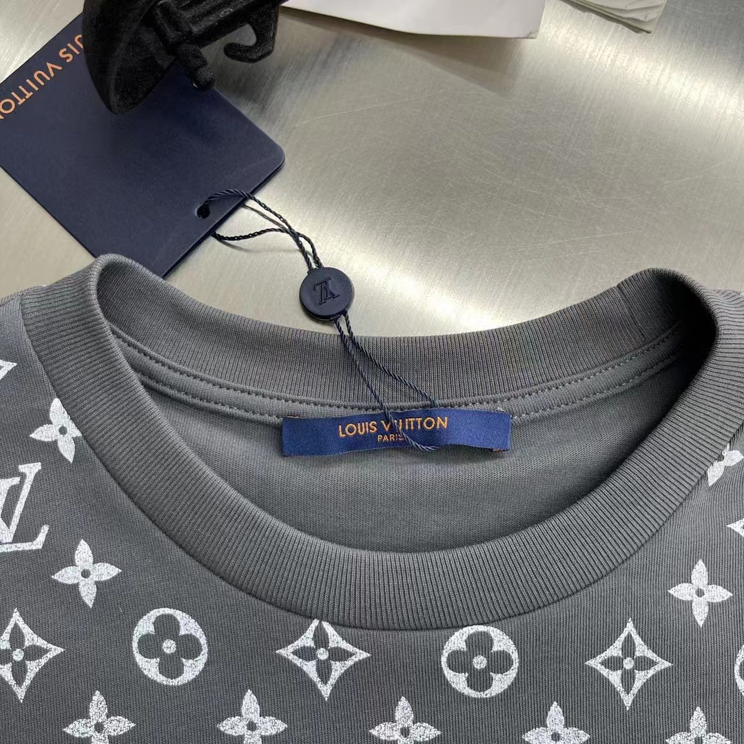 Louis Vuitton Men LV SKI Monogram Gradient Cotton T-Shirt Regular Fit Ribbed Neck Volcanic Ash