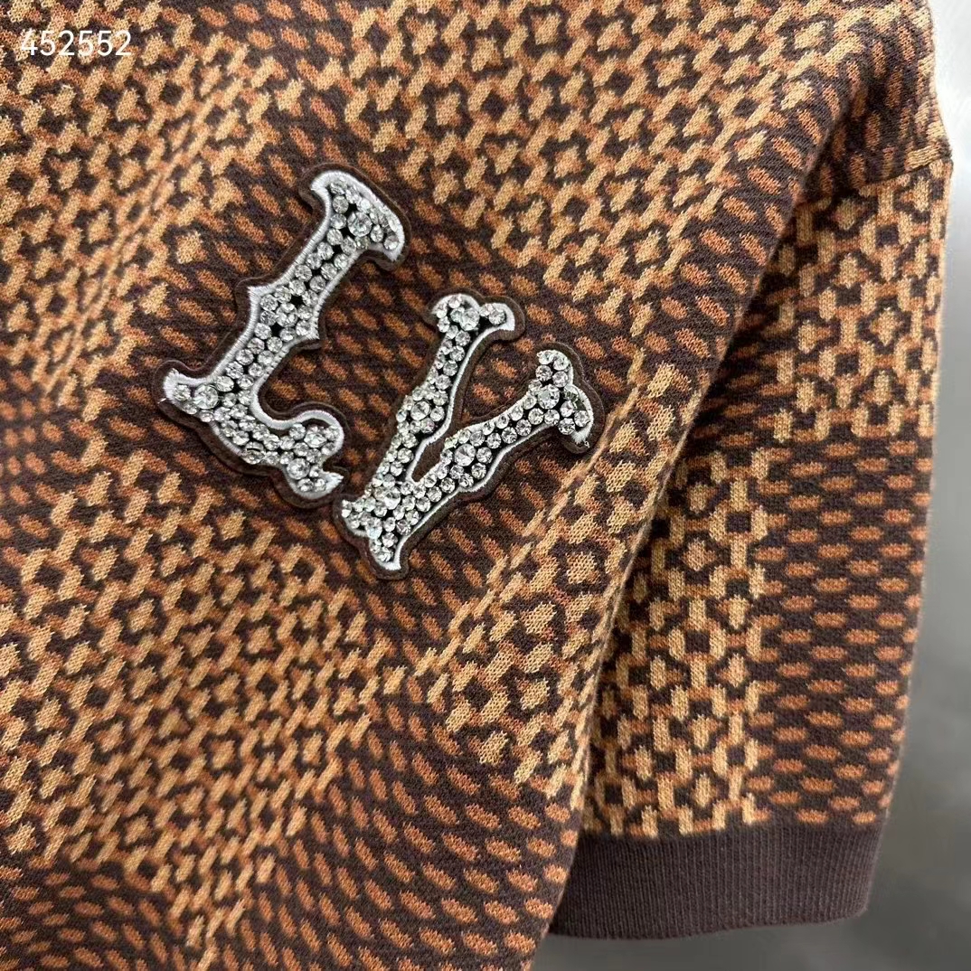 Louis Vuitton Women Short-Sleeved Cotton Damier Crewneck Crystal LV Patch Regular Fit Pop Jacquard 1AFIUP