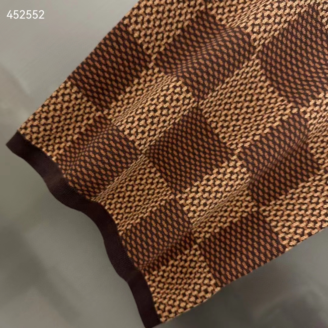 Louis Vuitton Women Short-Sleeved Cotton Damier Crewneck Crystal LV Patch Regular Fit Pop Jacquard 1AFIUP