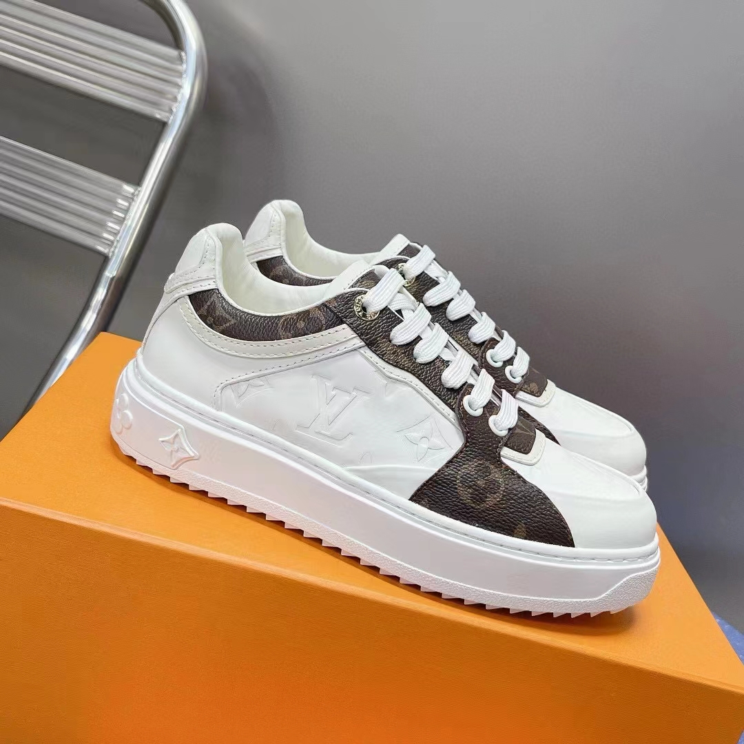 Louis Vuitton Unisex LV Trainer Sneaker White Calf Leather Patent Monogram Canvas