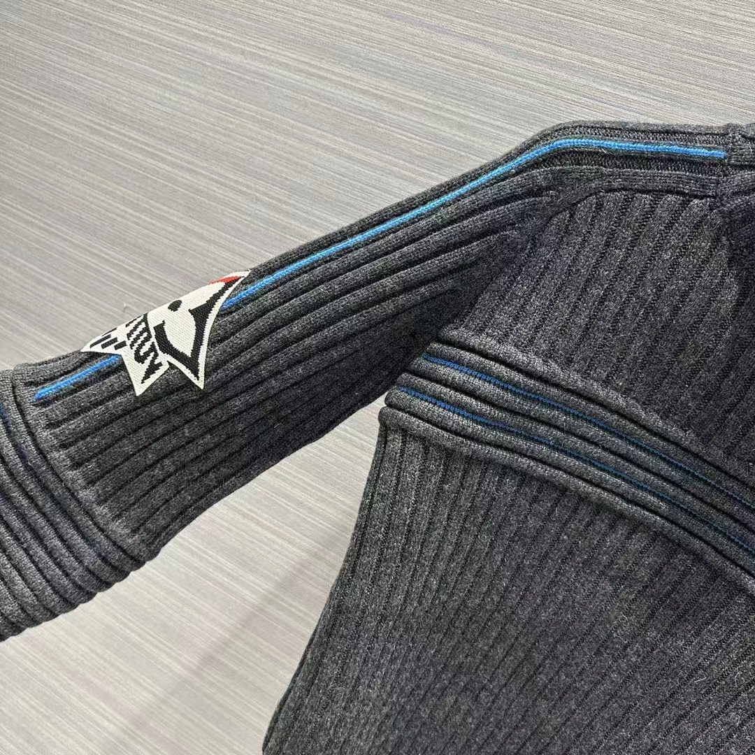 Louis Vuitton Men LV SKI Contrast Accent Cropped Pullover Wool Yack Coal