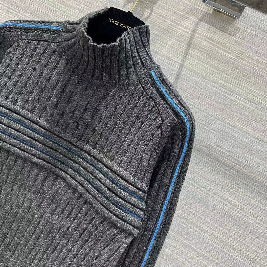 Louis Vuitton Men LV SKI Contrast Accent Cropped Pullover Wool Yack Coal