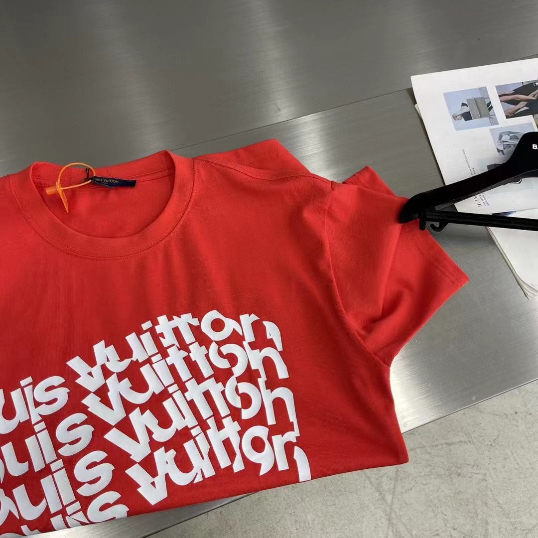Louis Vuitton Men LV SKI Short-Sleeved Cotton T-Shirt Regular Fit Cherry Red Cotton