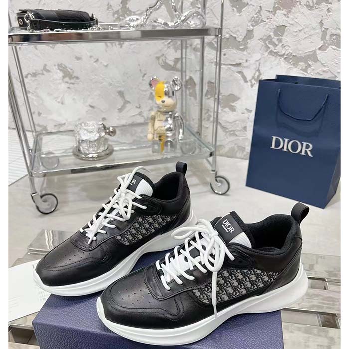 Dior Unisex B25 Runner Sneaker Black Smooth Calfskin Beige Oblique Jacquard Reference: 3SN299ZIR_H965