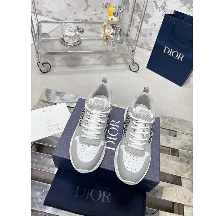 Dior Unisex B25 Runner Sneaker Grey White Smooth Calfskin Beige Black Oblique Jacquard Reference: 3SN299ZIR_H165