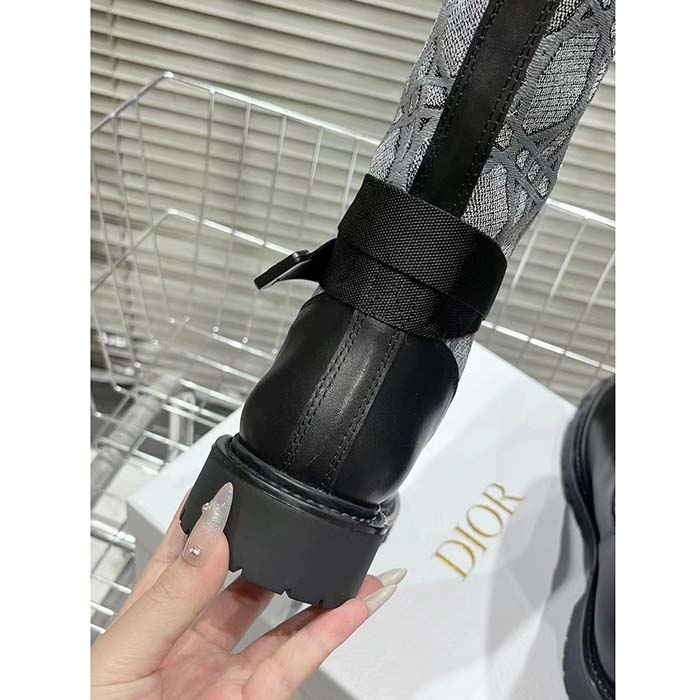 Dior Women CD D-Major Ankle Boot Black Calfskin Gray Embroidered Cannage Cotton Reference: KCI981CGY_S48X