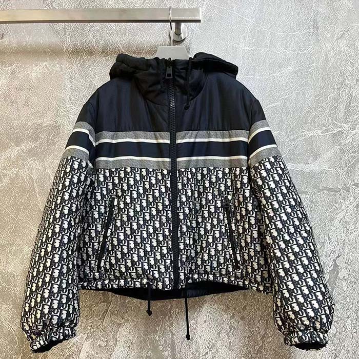 Dior Men CD Reversible Cropped Puffer Jacket Blue Ecru Dior Oblique Quilted Technical Taffeta