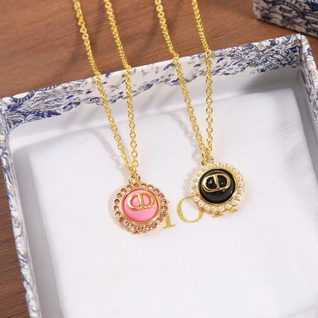 Dior Women Petit CD Baroque Necklace White Resin Pearls Black Glass