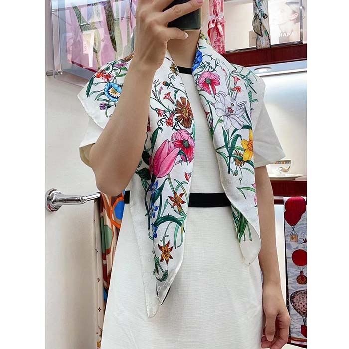 Gucci Women GG Flora Print Silk Carré Multicolor White Twill