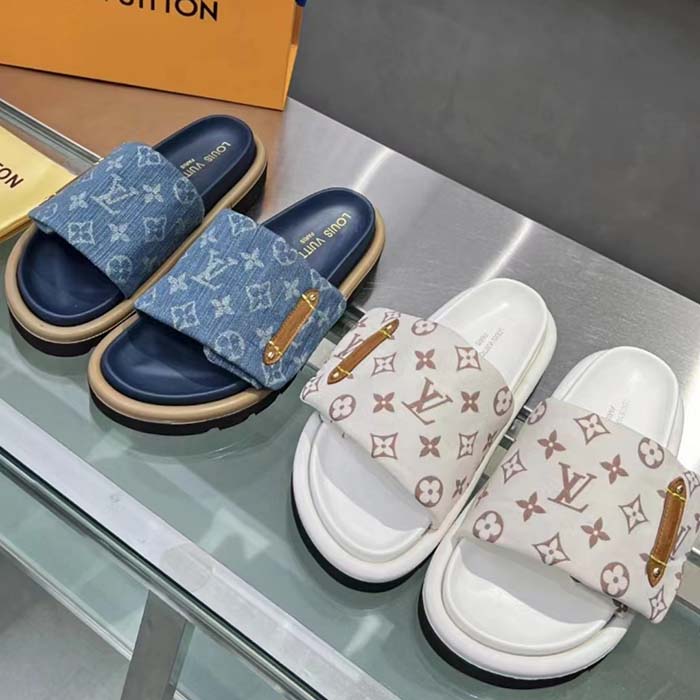 Louis Vuitton Unisex LV Pool Pillow Flat Comfort Mule Beige Monogram 1ACJZA