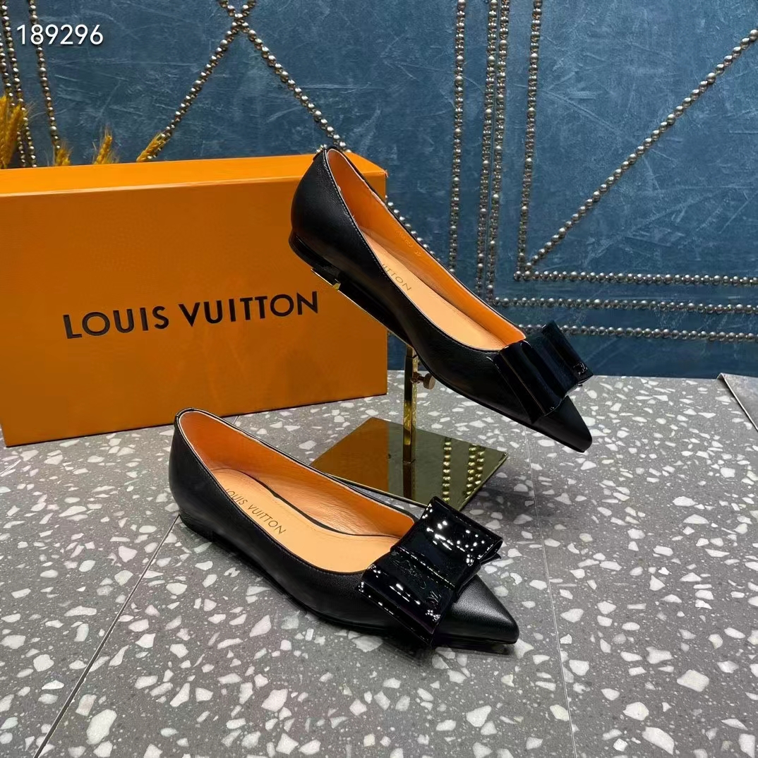 Louis Vuitton Women LV Blossom Flat Ballerina Black Patent Leather