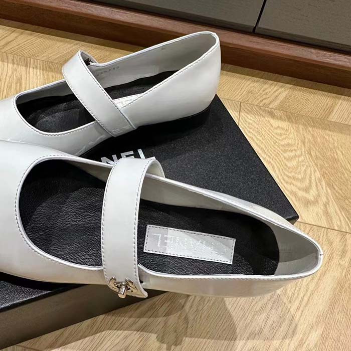 Chanel Women CC Mary Janes Patent Calfskin White Black 2 CM Heel