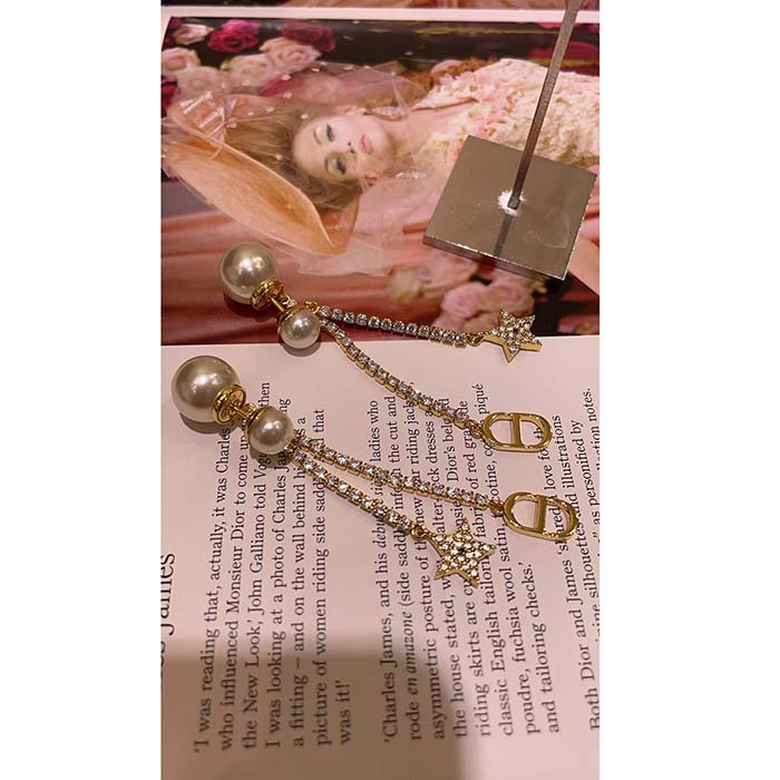 Dior CD Women Dior Tribales Earrings White Resin Pearls Crystals