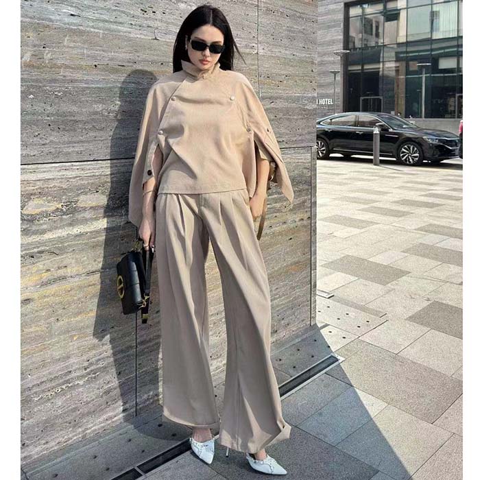 Dior Women CD Cape-Effect Peacoat Beige Cotton Gabardine