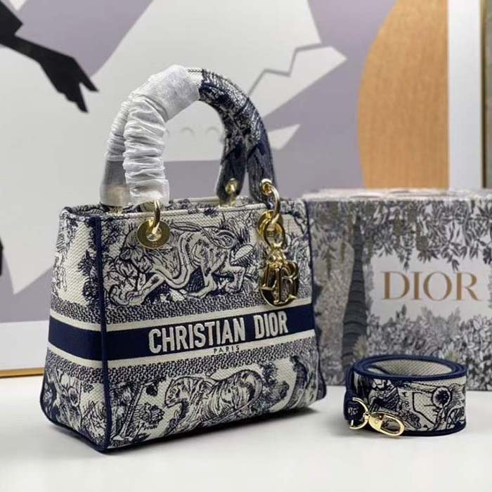 Dior Women CD Medium Lady D-Lite Bag Blue Toile De Jouy Embroidery