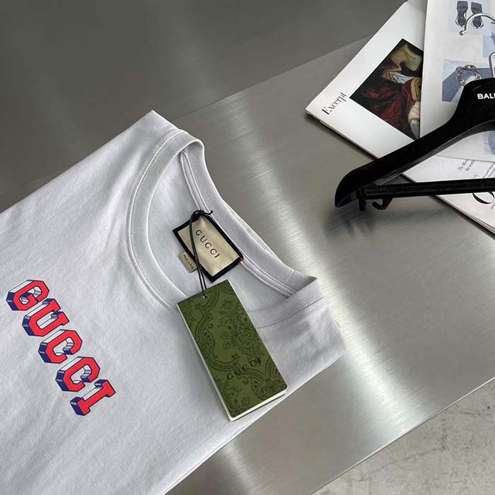 Gucci Men GG T-Shirt Gucci Print Crewneck Short Sleeves Oversize Fit