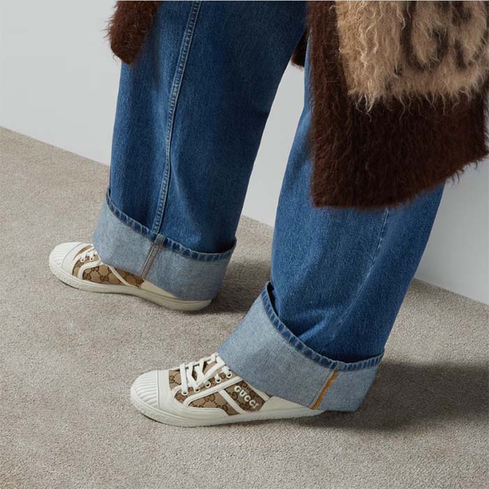 Gucci Unisex GG Canvas Sneaker Beige Rubber Sole Lace Up Flat