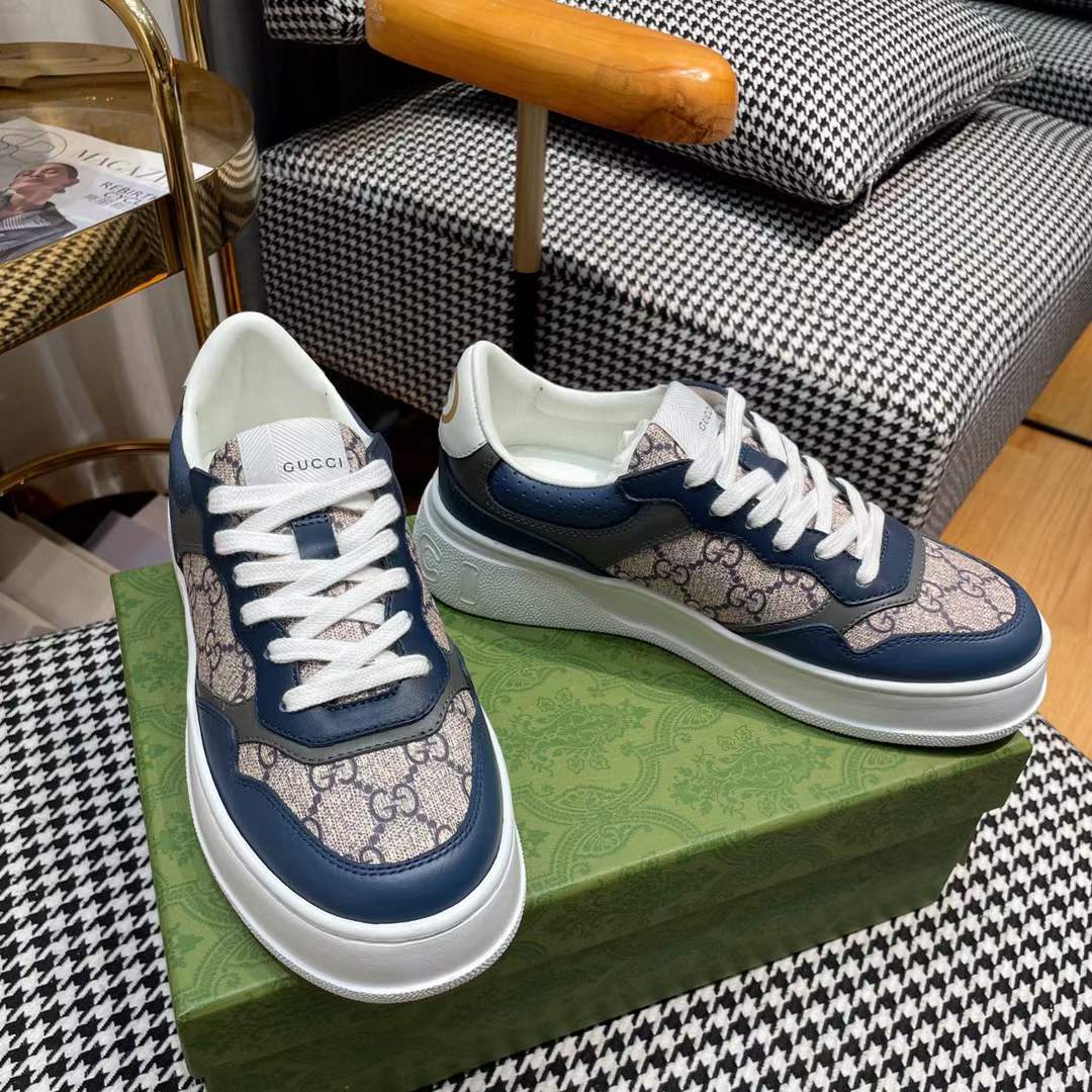 Gucci Unisex GG Sneaker Beige Blue GG Supreme Canvas Mid-Heel