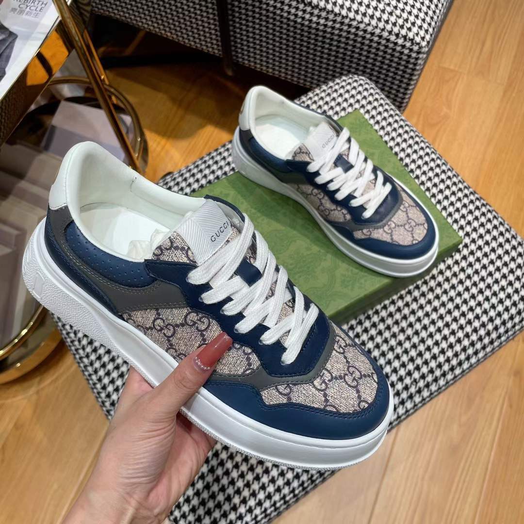 Gucci Unisex GG Sneaker Beige Blue GG Supreme Canvas Mid-Heel