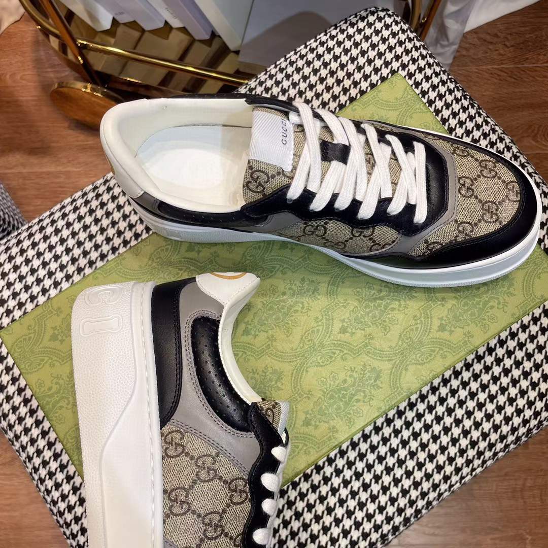 Gucci Unisex GG Sneaker Beige Ebony GG Supreme Canvas Mid-Heel