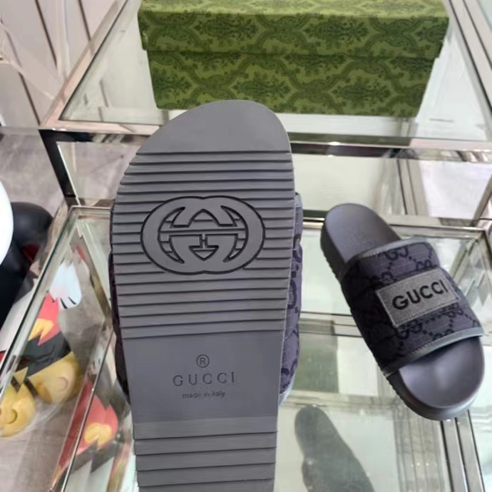 Gucci Unsiex GG Slide Sandal Black Ripstop Recycled Rubber Flat