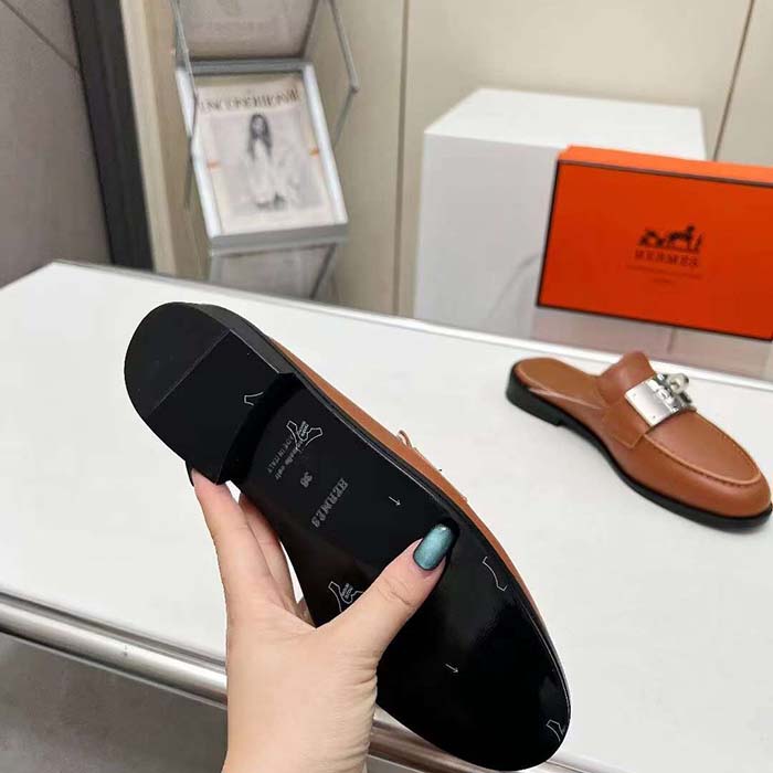 Hermes Unisex Iota Mule Gold Brown Leather Oversized Kelly Buckle