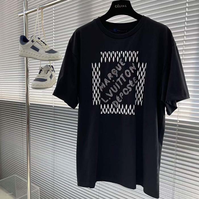 Louis Vuitton LV Men Embroidered Signature Cotton T-Shirt Ribbed Collar Black 1AFJFH