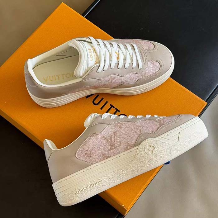 Louis Vuitton Unisex LV Groovy Sneaker Beige Patent Monogram Canvas 1ACSVV