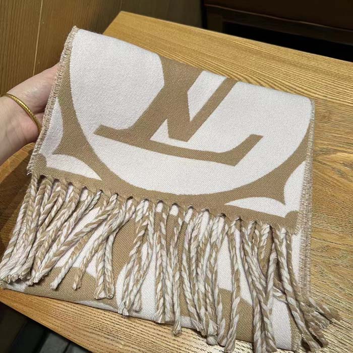 Louis Vuitton Unisex LV Medallion Scarf Beige Wool Jacquard M79213
