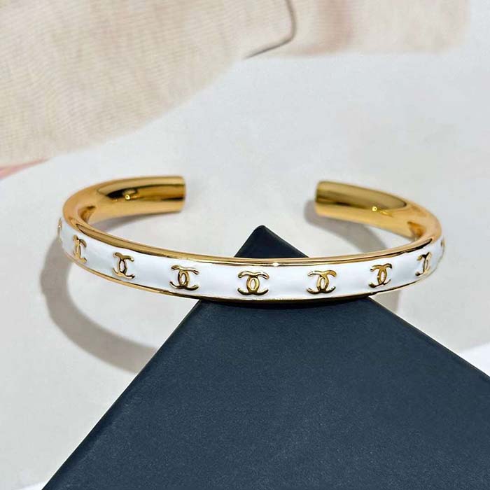 Chanel Women CC Cuff Metal Gold White Ref.  ABC986 B16125 NW384