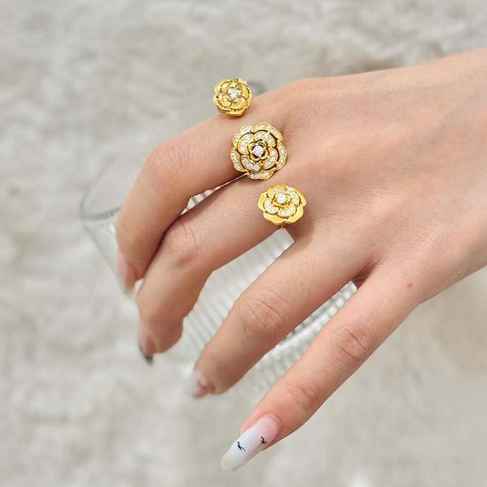 Chanel Women CC Extrait De Camelia Transformable Ring 18K Rose Gold Diamonds