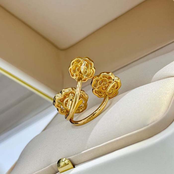Chanel Women CC Extrait De Camelia Transformable Ring 18K Rose Gold Diamonds