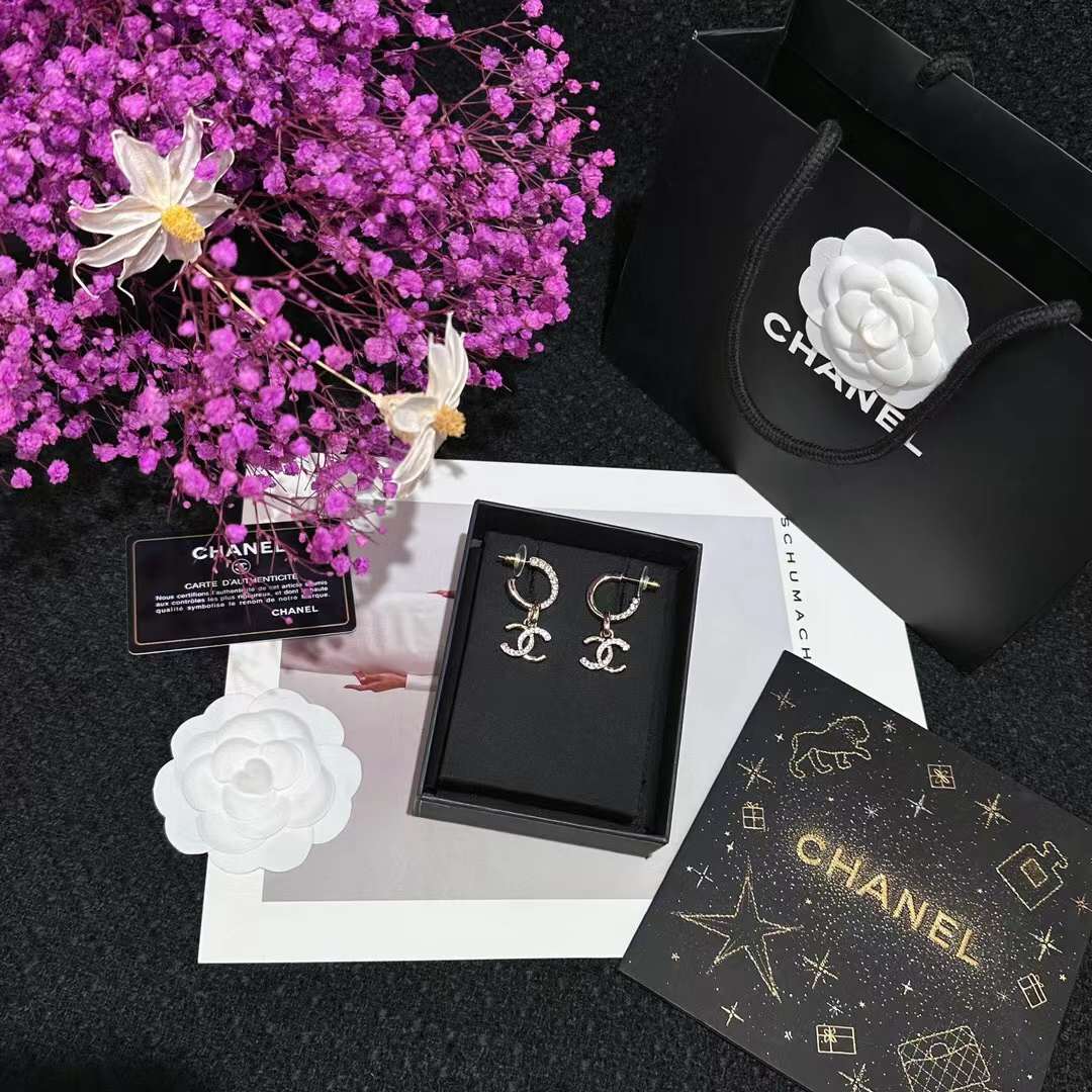 Chanel Women CC Pendant Earrings Metal Strass Gold Crystal