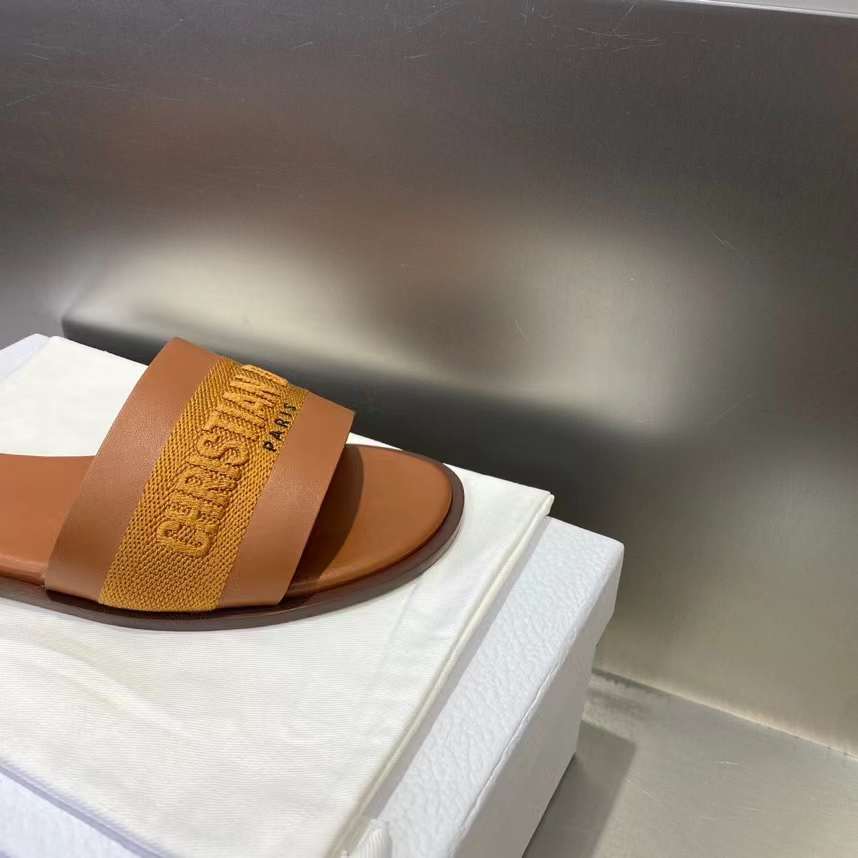 Dior Unisex CD Dway Slide Camel Calfskin Embroidered Cotton
