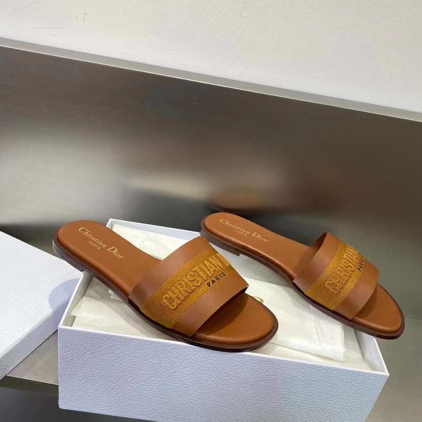 Dior Unisex CD Dway Slide Camel Calfskin Embroidered Cotton