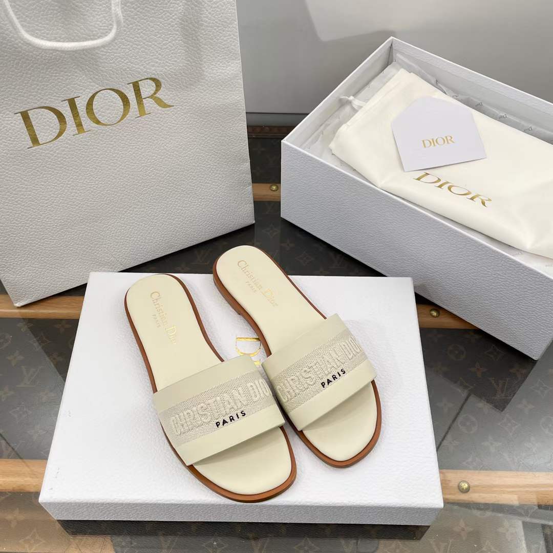 Dior Unisex CD Dway Slide White Calfskin Embroidered Cotton